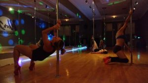 sexy pole dancing classes in ct